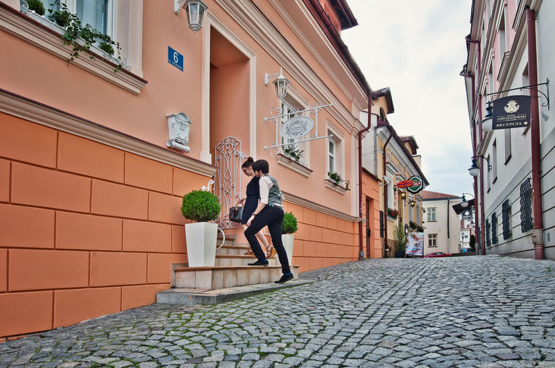 Ambasadorski Residence Rzeszow Bagian luar foto