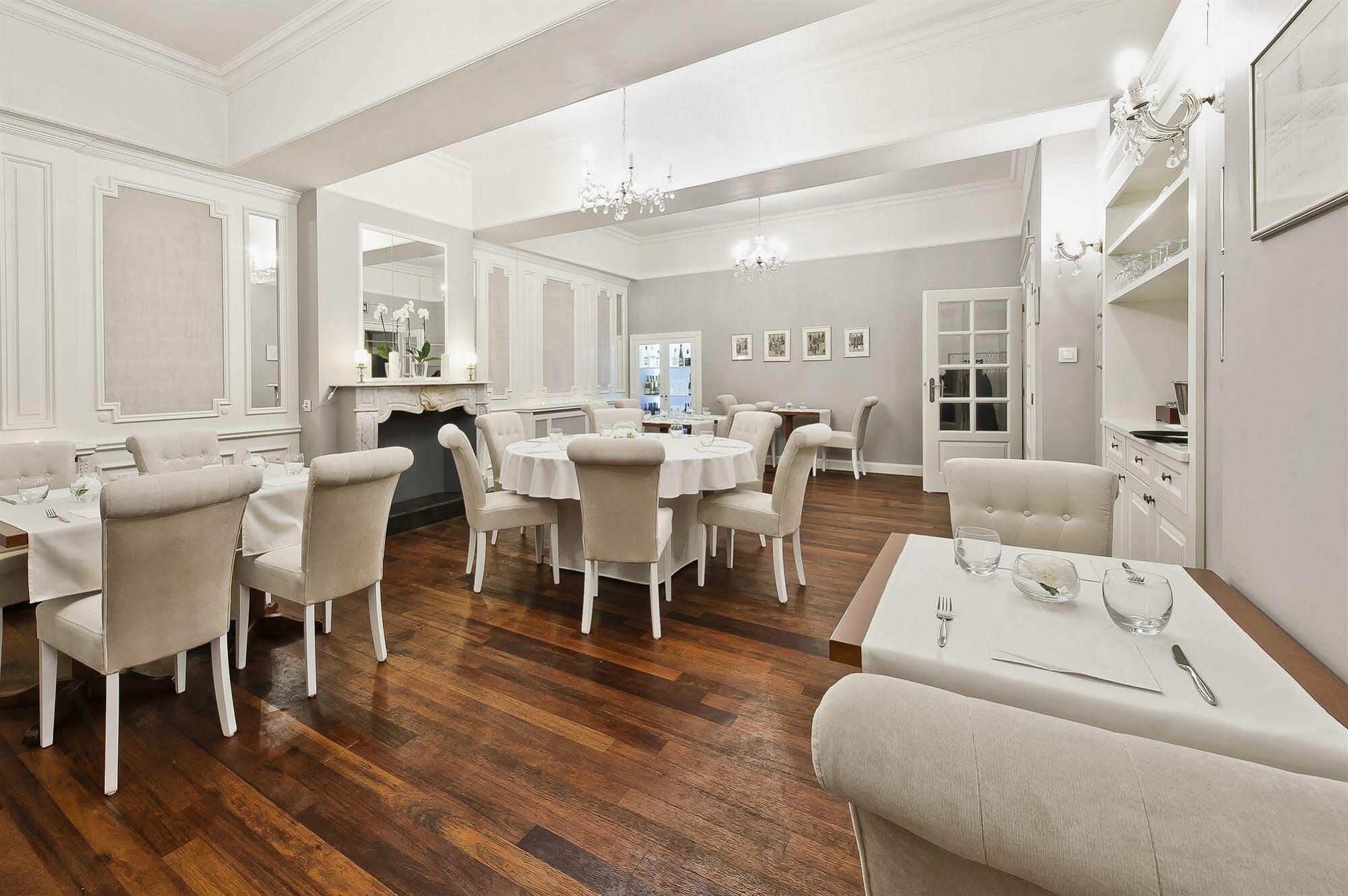 Ambasadorski Residence Rzeszow Bagian luar foto